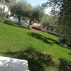  Hébergement de vacances Le Luberon